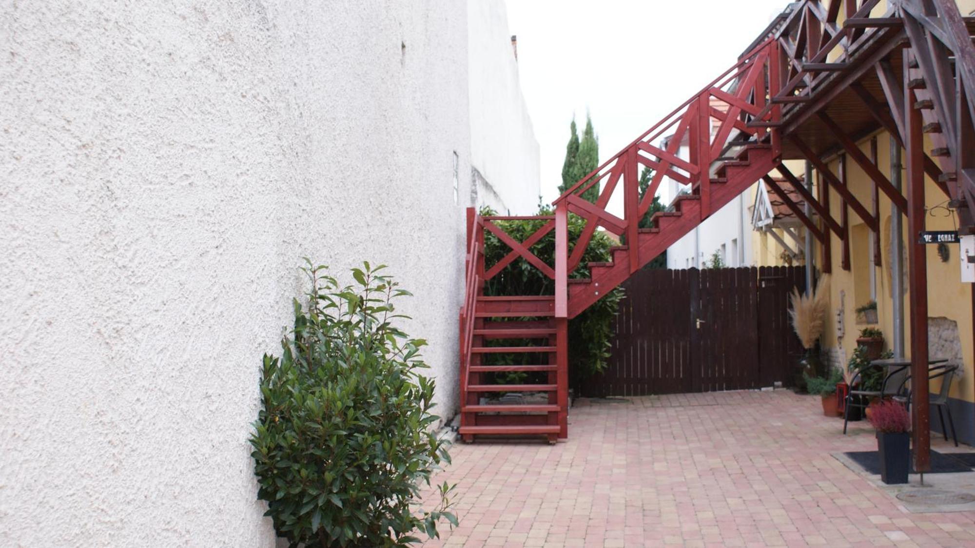 Takács Vendégház 2 Sopron Exterior foto